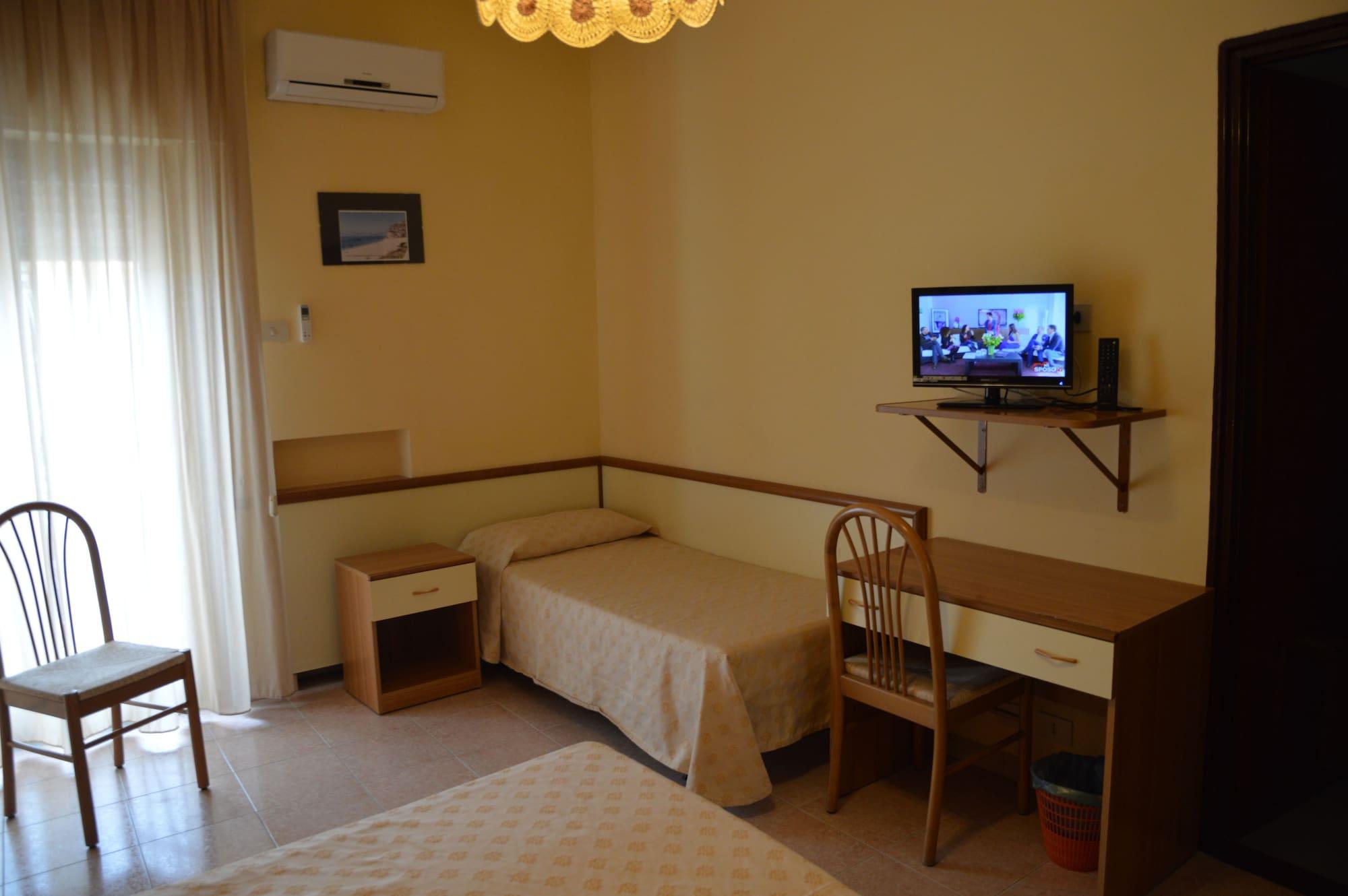 Hotel Virgilio Tropea Eksteriør bilde