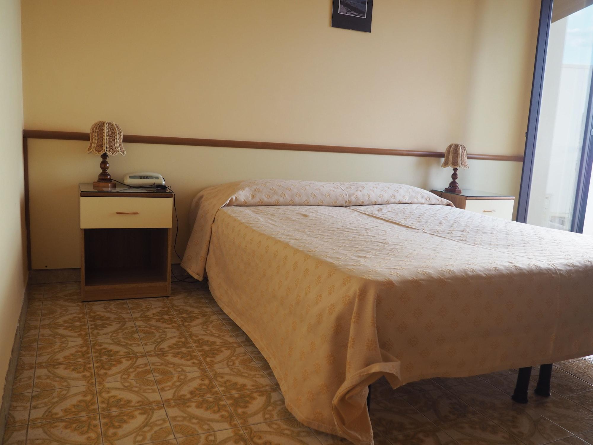 Hotel Virgilio Tropea Eksteriør bilde