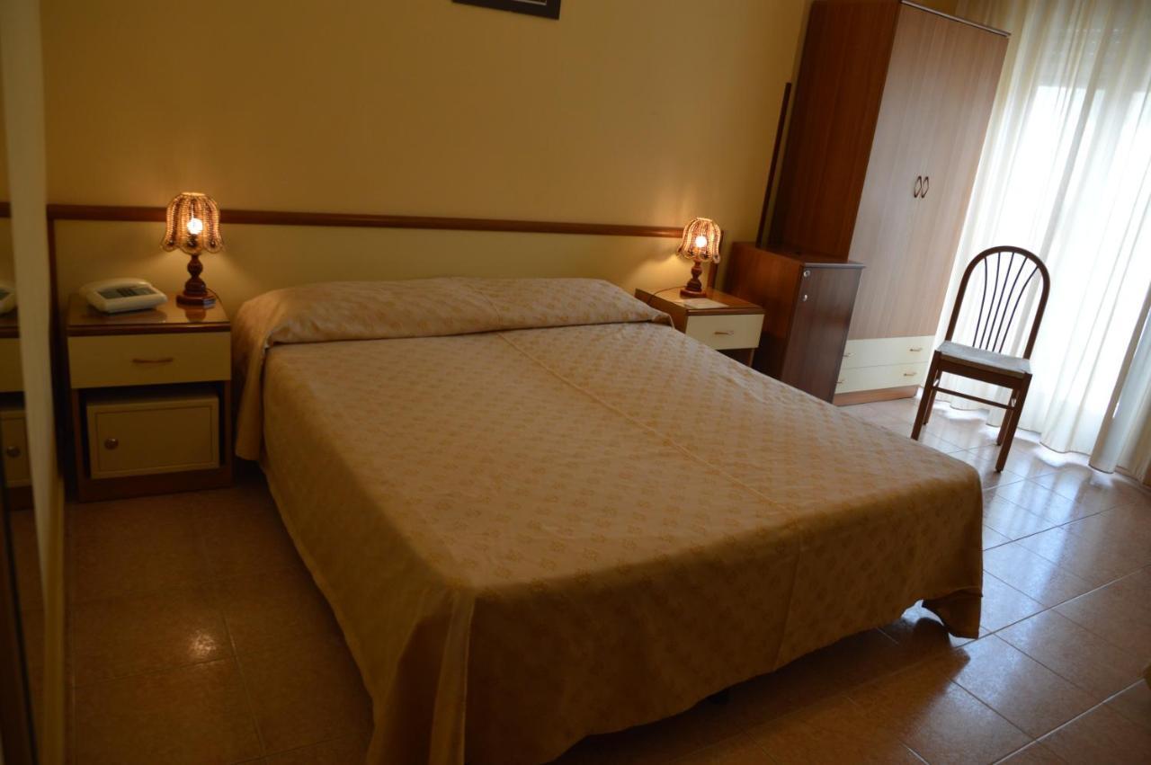 Hotel Virgilio Tropea Eksteriør bilde